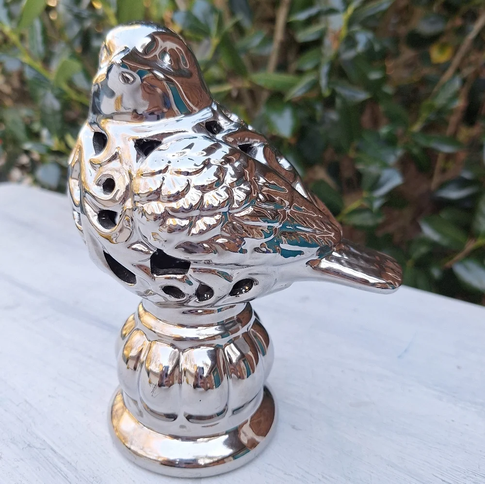 Chrome Silver Bird on a Pedestal Statue Figurine Ceramic Home Decor - Picture 13 of 15